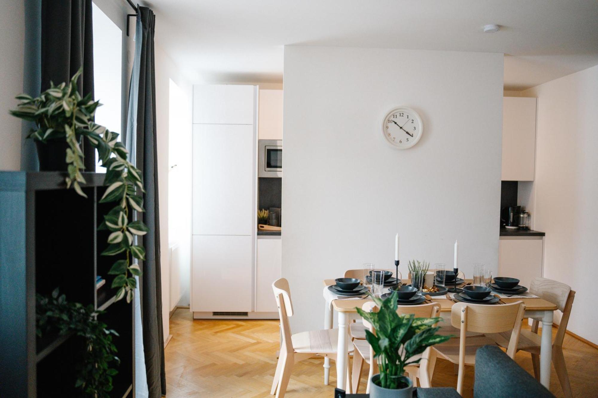 110Qm, 4 Bedrooms, Near Schoenbrunn - Axara Housing Osw 33 Вена Экстерьер фото